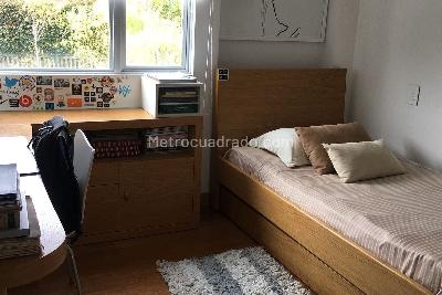 Casa de 3 alcobas en venta en Envigado, Envigado, 208 m² · foto 6 de 8