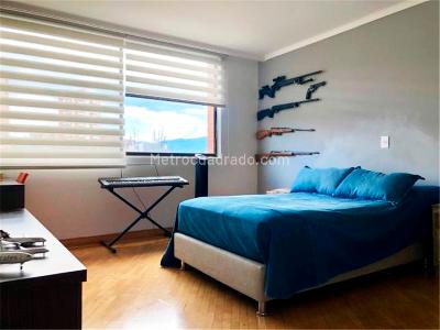 Apartamento de 3 alcobas en venta en Alejandría, Medellín, 220 m² · foto 7 de 13