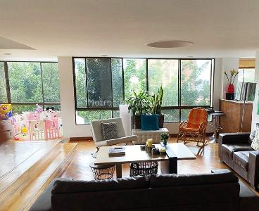 Apartamento de 4 alcobas en venta en El Poblado, Medellín, 268 m² · foto 2 de 14