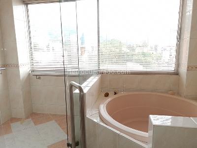 Apartamento de 4 alcobas en venta en El Poblado, Medellín, 451 m² · foto 16 de 18