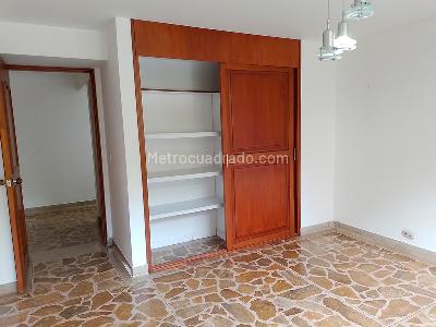 Apartamento de 3 alcobas en venta en Los Balsos, Medellín, 200 m² · foto 12 de 17