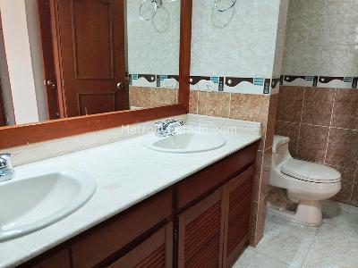 Apartamento de 3 alcobas en venta en Los Balsos, Medellín, 200 m² · foto 16 de 17