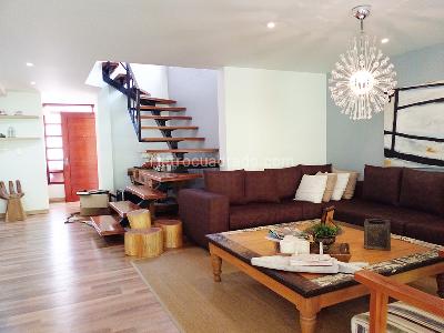 Casa de 3 alcobas en venta en Envigado, Envigado, 236 m² · foto 2 de 18