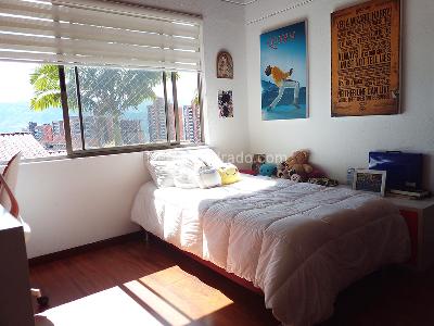 Casa de 4 alcobas en venta en Envigado, Envigado, 224 m² · foto 11 de 19