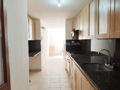 Casa de 3 alcobas en venta en El Poblado, Medellín, 178 m² · foto 3 de 16