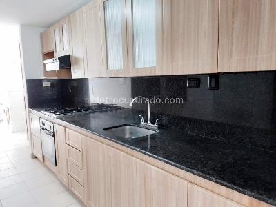Casa de 3 alcobas en venta en El Poblado, Medellín, 178 m² · foto 4 de 16