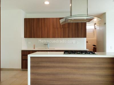 Casa de 3 alcobas en venta en Envigado, Envigado, 384 m² · foto 7 de 20