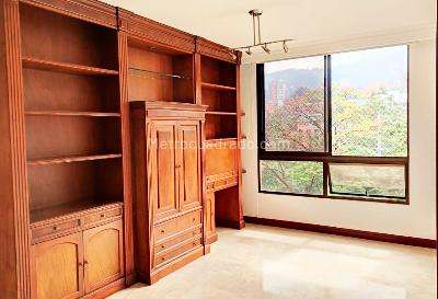 Apartamento de 3 alcobas en venta en La Florida, Medellín, 196 m² · foto 11 de 13