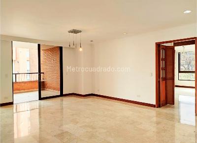 Apartamento de 3 alcobas en venta en La Florida, Medellín, 196 m² · foto 3 de 13