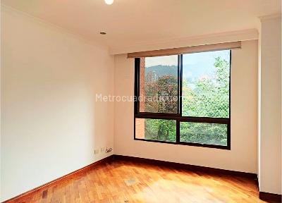Apartamento de 3 alcobas en venta en La Florida, Medellín, 196 m² · foto 7 de 13
