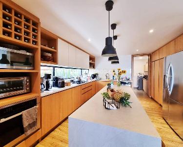 Casa de 3 alcobas en venta en El Poblado, Medellín, 249 m² · foto 4 de 13