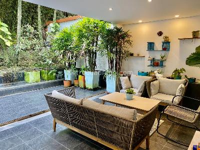 Casa de 3 alcobas en venta en El Poblado, Medellín, 270 m² · foto 13 de 15