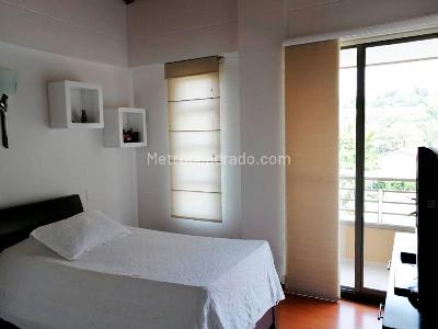 Casa de 3 alcobas en venta en Envigado, Envigado, 295 m² · foto 7 de 15