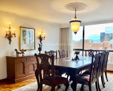 Apartamento de 4 alcobas en venta en El Poblado, Medellín, 203 m² · foto 3 de 15