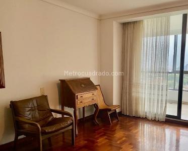 Apartamento de 4 alcobas en venta en El Poblado, Medellín, 203 m² · foto 7 de 15