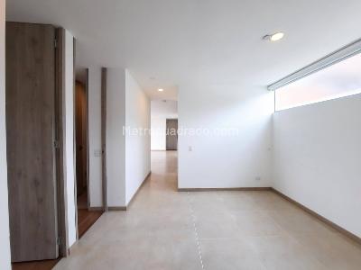 Apartamento de 3 alcobas en venta en El Poblado, Medellín, 134 m² · foto 10 de 19