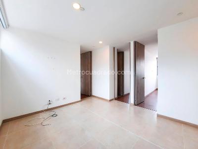 Apartamento de 3 alcobas en venta en El Poblado, Medellín, 134 m² · foto 11 de 19