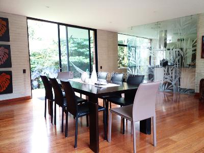 Casa de 3 alcobas en venta en Envigado, Envigado, 370 m² · foto 4 de 19