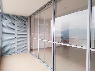 Apartamento de 3 alcobas en venta en El Poblado, Medellín, 137 m² · foto 18 de 18