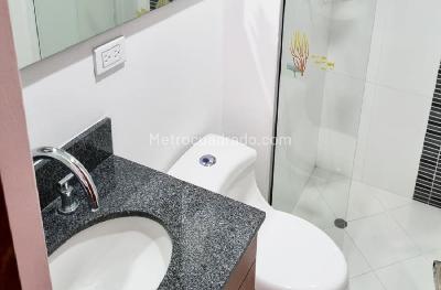 Apartamento de 3 alcobas en venta en El Poblado, Medellín, 172 m² · foto 12 de 15