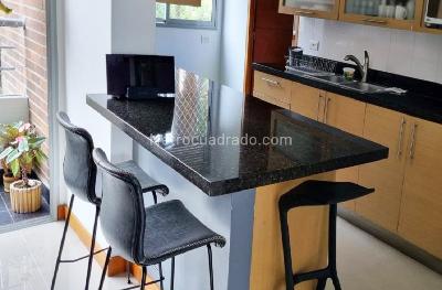 Apartamento de 3 alcobas en venta en El Poblado, Medellín, 172 m² · foto 8 de 15