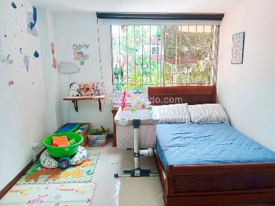 Apartamento de 3 alcobas en venta en El Poblado, Medellín, 142 m² · foto 11 de 17