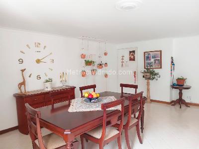Apartamento de 3 alcobas en venta en El Poblado, Medellín, 142 m² · foto 4 de 17