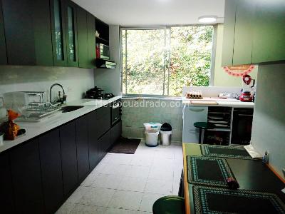 Apartamento de 3 alcobas en venta en El Poblado, Medellín, 142 m² · foto 5 de 17