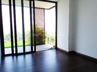 Apartamento de 3 alcobas en venta en El Poblado, Medellín, 404 m² · foto 11 de 19