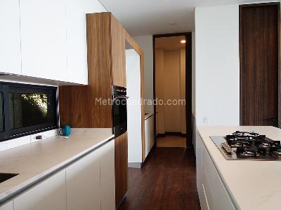 Apartamento de 3 alcobas en venta en El Poblado, Medellín, 404 m² · foto 5 de 19