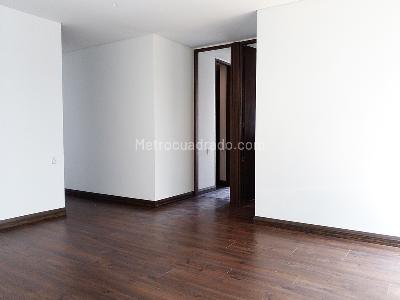 Apartamento de 3 alcobas en venta en El Poblado, Medellín, 404 m² · foto 8 de 19
