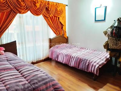 Casa de 3 alcobas en venta en El Poblado, Medellín, 219 m² · foto 13 de 18