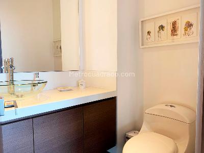 Apartamento de 3 alcobas en venta en San Lucas, Medellín, 217 m² · foto 14 de 15