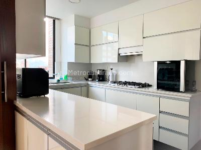 Apartamento de 3 alcobas en venta en San Lucas, Medellín, 217 m² · foto 4 de 15