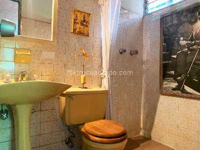 Casa de 3 alcobas en venta en Envigado, Envigado, 470 m² · foto 16 de 20