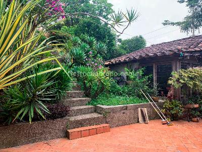 Casa de 3 alcobas en venta en Envigado, Envigado, 470 m² · foto 17 de 20