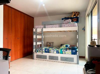 Apartamento de 4 alcobas en venta en Envigado, Envigado, 219 m² · foto 15 de 18
