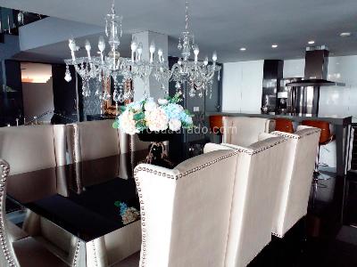 Casa de 4 alcobas en venta en Envigado, Envigado, 560 m² · foto 2 de 20