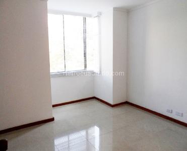 Apartamento en venta en El Poblado, Medellín · foto 11 de 15