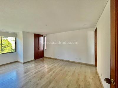 Apartamento de 3 alcobas en venta en El Poblado, Medellín, 217 m² · foto 11 de 20