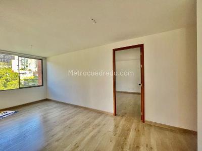 Apartamento de 3 alcobas en venta en El Poblado, Medellín, 217 m² · foto 14 de 20