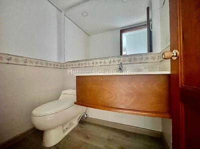 Apartamento de 3 alcobas en venta en El Poblado, Medellín, 217 m² · foto 17 de 20