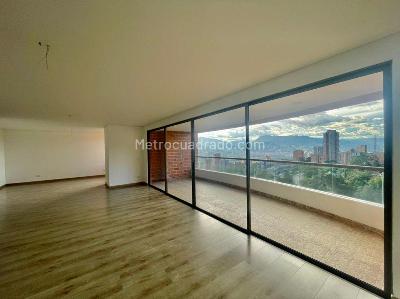 Apartamento de 3 alcobas en venta en El Poblado, Medellín, 217 m² · foto 3 de 20