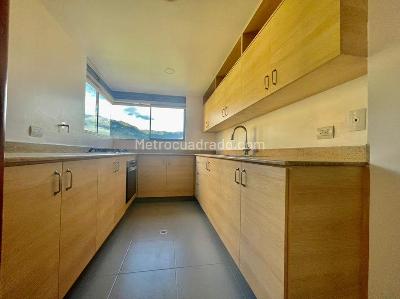 Apartamento de 3 alcobas en venta en El Poblado, Medellín, 217 m² · foto 9 de 20
