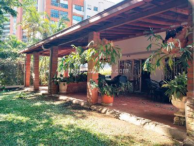 Casa de 4 alcobas en venta en El Poblado, Medellín, 350 m² · foto 17 de 17
