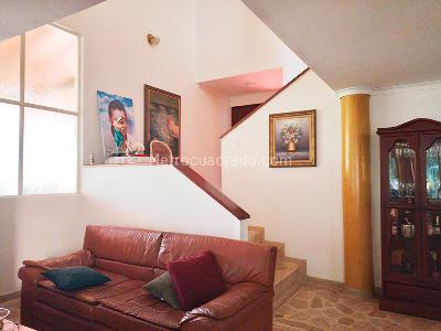 Casa de 4 alcobas en venta en El Poblado, Medellín, 350 m² · foto 7 de 17