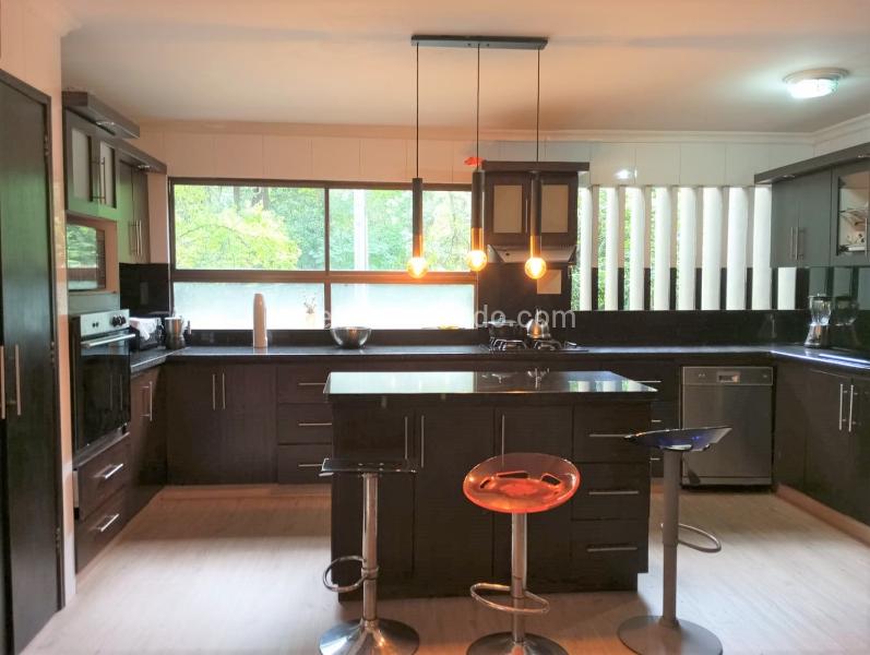 Furnished 3BR Apartment with 3 Baths in El Poblado - 4