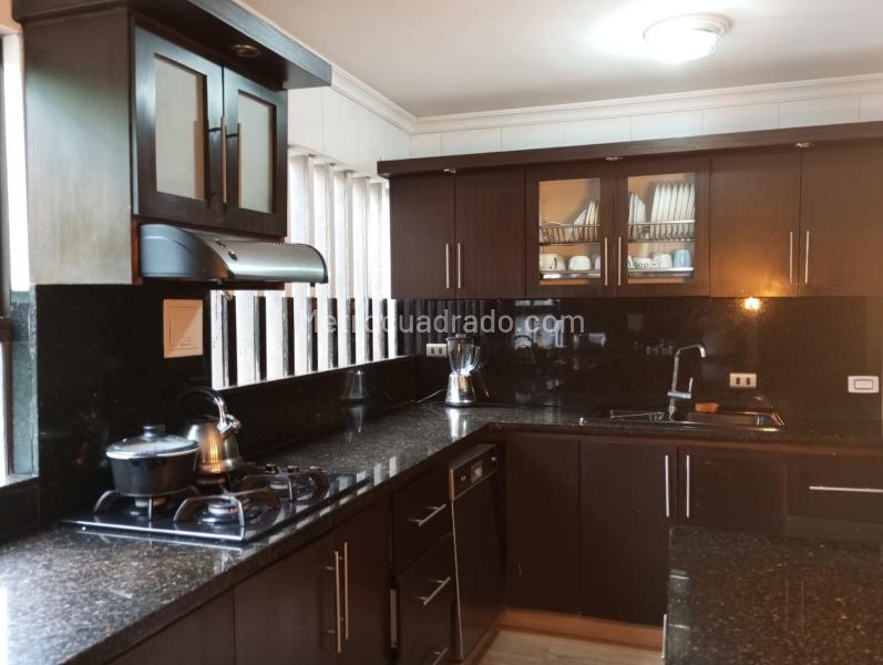 Furnished 3BR Apartment with 3 Baths in El Poblado - 6