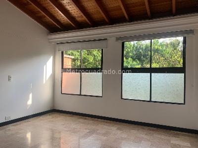 Casa de 4 alcobas en venta en Envigado, Envigado, 250 m² · foto 13 de 20