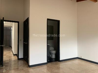 Casa de 4 alcobas en venta en Envigado, Envigado, 250 m² · foto 14 de 20
